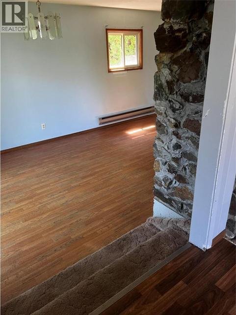 28 Willow Crescent, photo 4